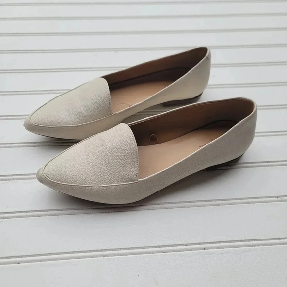 Banana Republic Womens Leather Solid Pointed Toe Comfort Flats Off-White Sz 8.5 - Picture 1 of 9